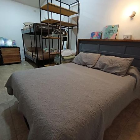 Espacio Minga, Casa Quinta En La Ciudad, Hasta 8 Personas Корриентес Экстерьер фото